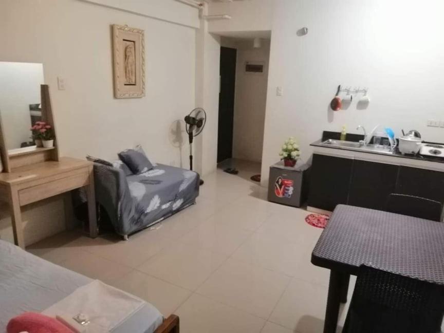 Kassel Residences Staycation Near Naia - Moonwalk Paranaque Paranaque City Экстерьер фото