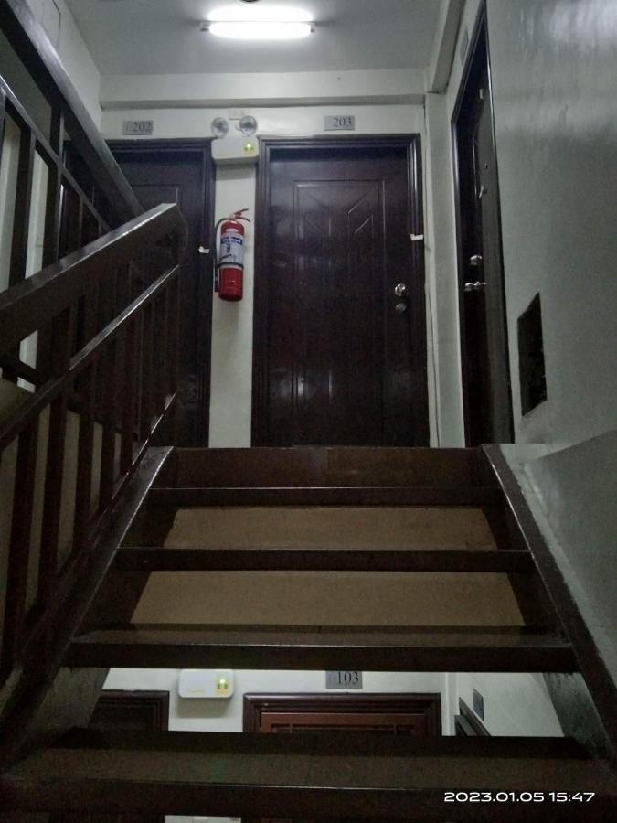Kassel Residences Staycation Near Naia - Moonwalk Paranaque Paranaque City Экстерьер фото