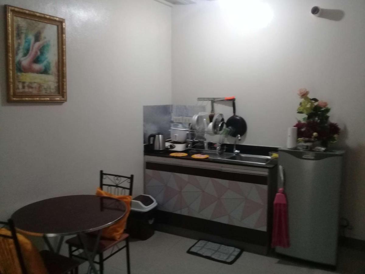 Kassel Residences Staycation Near Naia - Moonwalk Paranaque Paranaque City Экстерьер фото