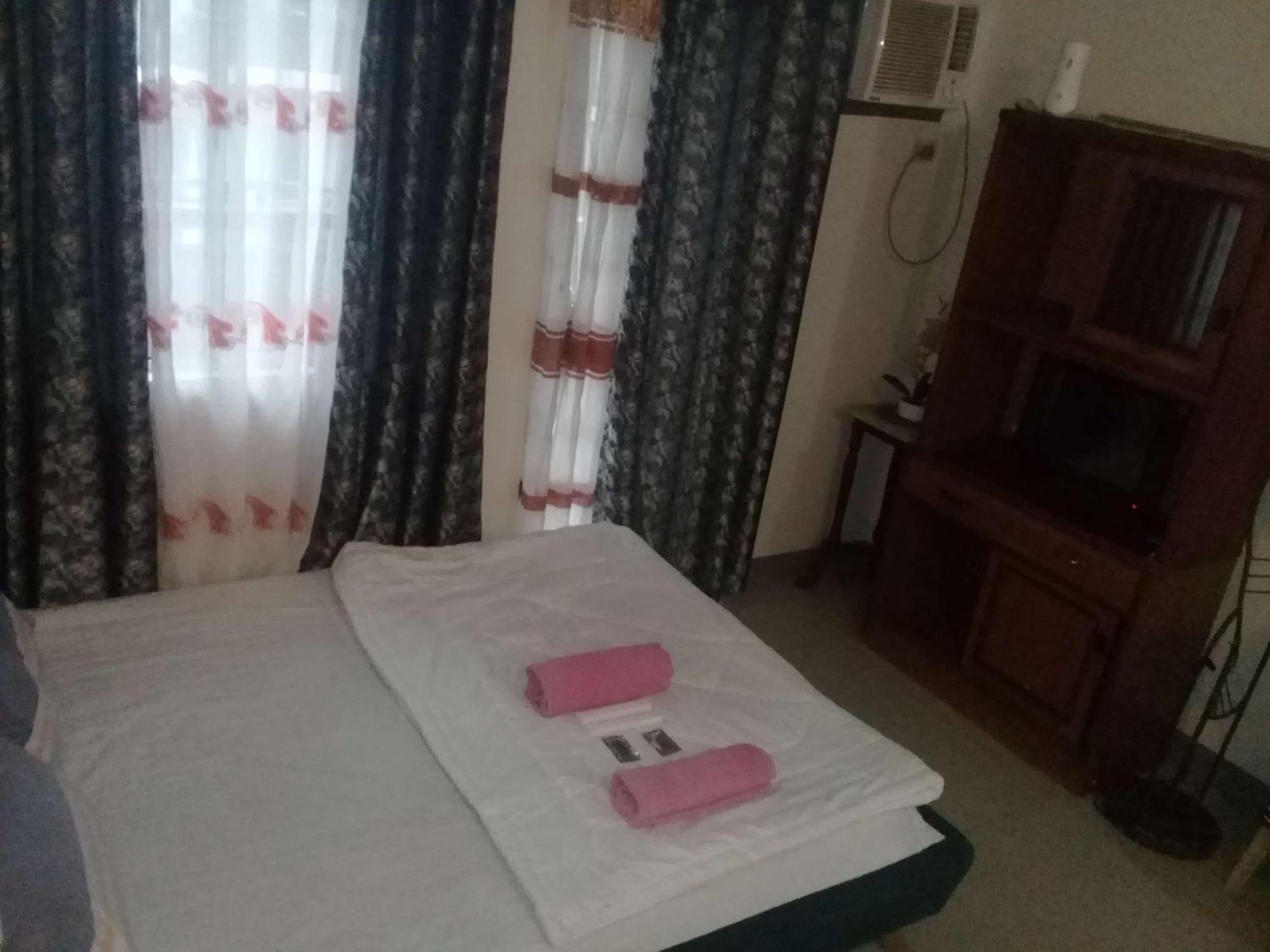 Kassel Residences Staycation Near Naia - Moonwalk Paranaque Paranaque City Экстерьер фото