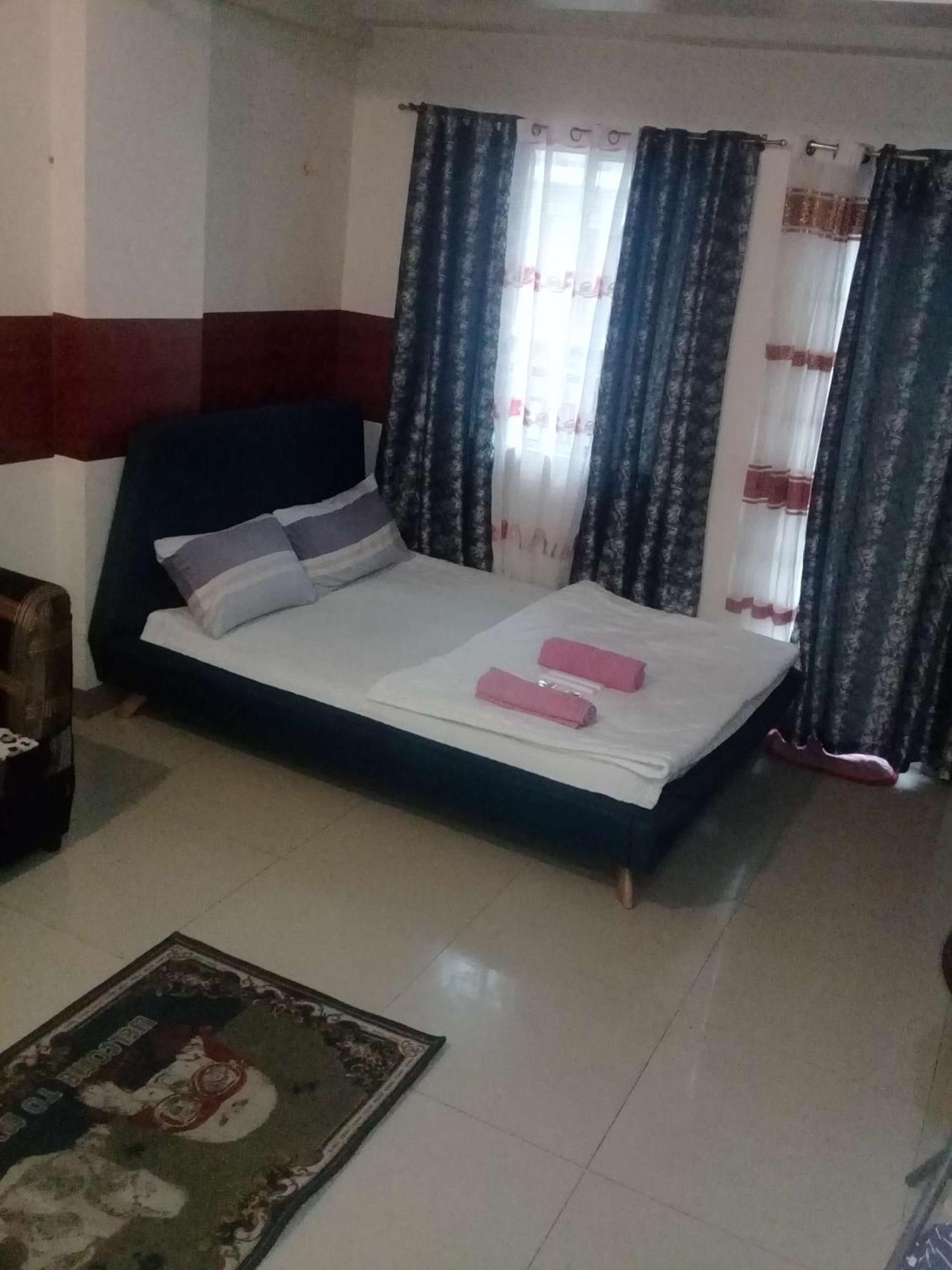 Kassel Residences Staycation Near Naia - Moonwalk Paranaque Paranaque City Экстерьер фото